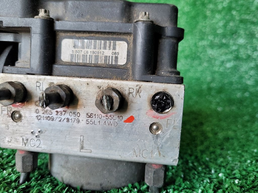 SUZUKI SX4 ABS Kocka 5611055L10 55l14wd 3. kép