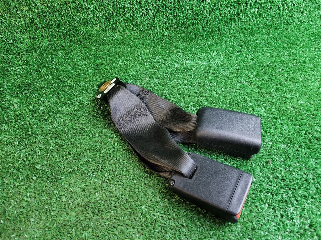 DODGE CHALLENGER Hátsó középső Biztonsági Öv Csat 6KE751X9AA 6313757 6. kép