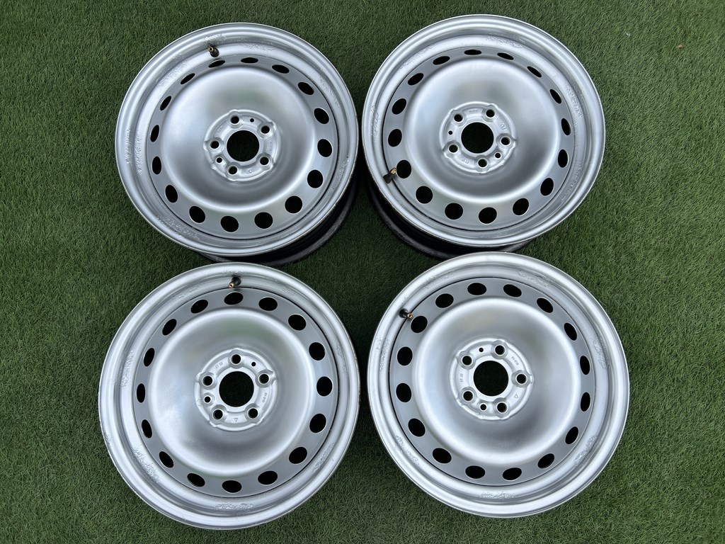 5x98 15" Fiat Doblo gyári lemezfelni 6Jx15h2 ET39 1. kép