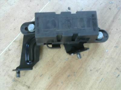 AUDI A8 94.06-02.12 Relé
