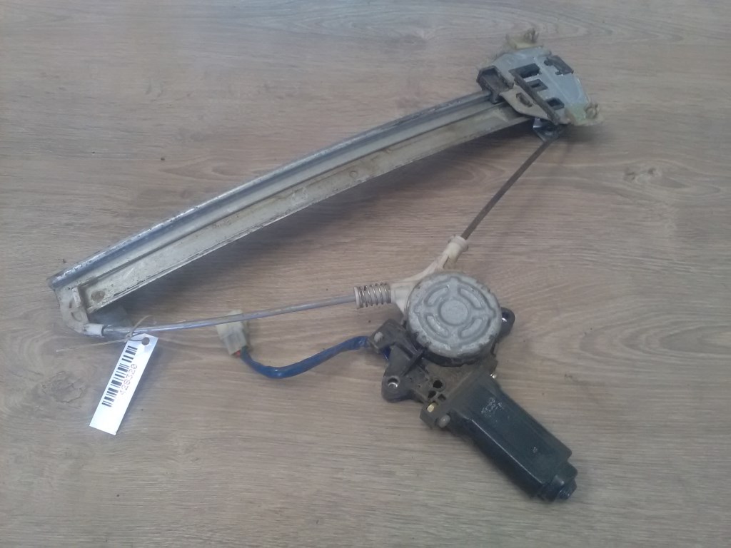 MITSUBISHI GALANT 92.11-96.10 Jobb hátsó ablakemelő szerkezet  1. kép