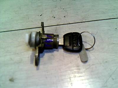 ROVER 216 ZÁRBETÉT+ KULCS BAL ELSŐ