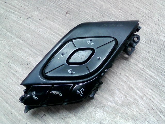 TOYOTA C-HR 16.09.01-19.09.30 Autórádió kezelőegység 1. kép