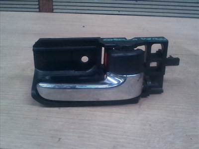 TOYOTA Corolla Verso 02.01.01-04.05.31 Jobb hátsó belső kilincs