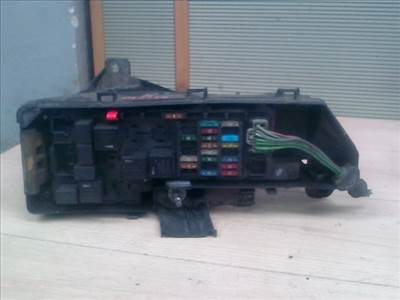 VOLVO S60 Biztosítéktábla BCM BSI BSM SAM GEM modul Motortér