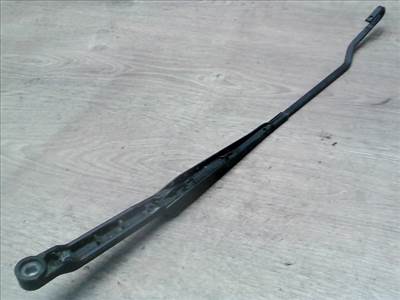 VOLKSWAGEN POLO III. 94-99 Ablaktörlő kar jobb első