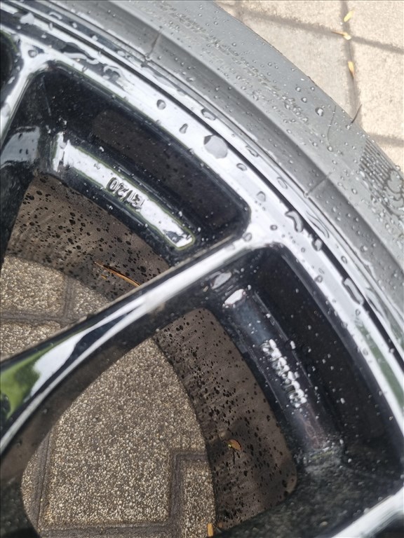  5x120 lyukosztású 19" újszerű BBS kétszéles, rajta 245/40  275/35 újszerű Michelin nyári gumi  7. kép