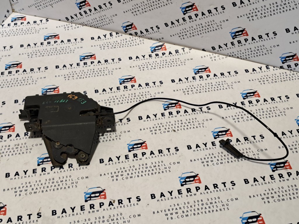 BMW E81 E82 E87 E46 E90 E92 E60 E63 sedan csomagtér csomagtartó ajtó zár motor 1. kép