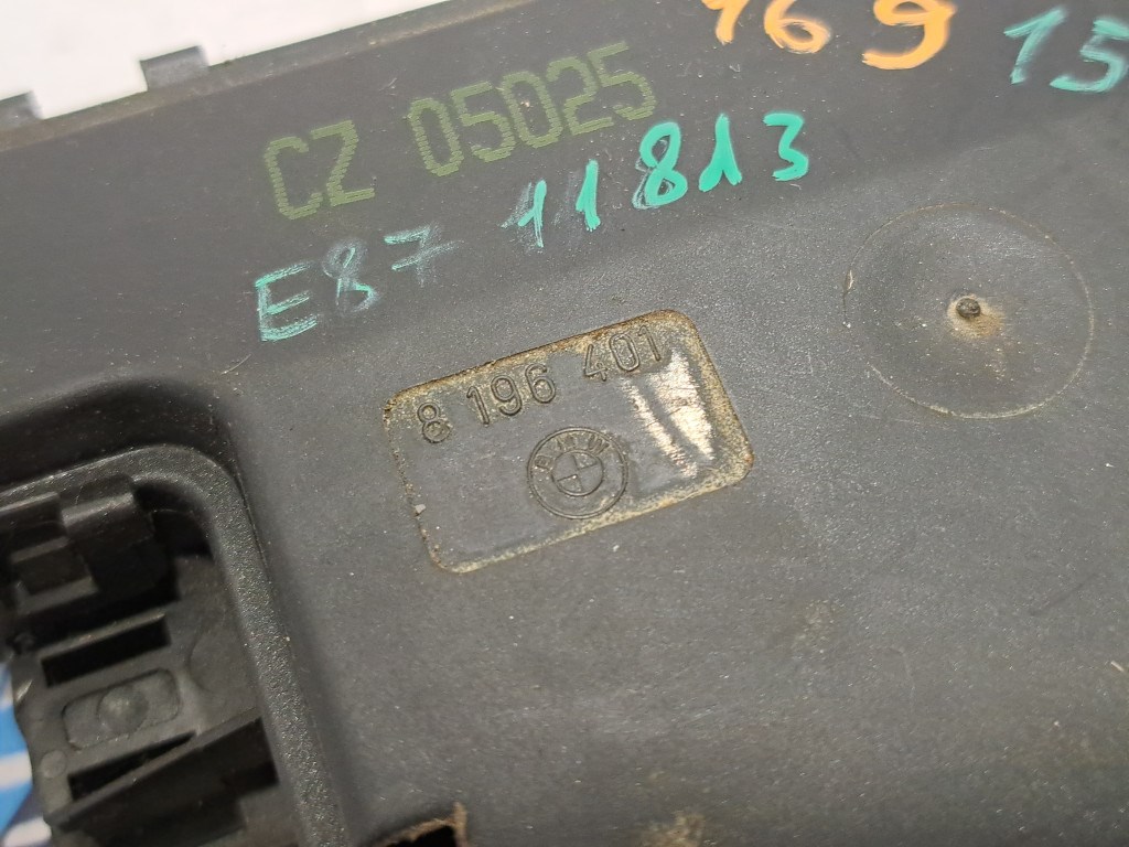 BMW E81 E82 E87 E46 E90 E92 E60 E63 sedan csomagtér csomagtartó ajtó zár motor 2. kép