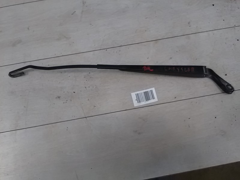 CHRYSLER VOYAGER 96-01 Ablaktörlő kar bal első 1. kép