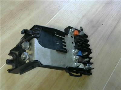 CITROEN C4 2008.10.01-2010.09.30 Biztosítéktábla BCM BSI BSM SAM GEM modul 