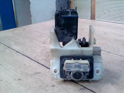 CITROEN XSARA 97.11-00.10 Csomagtérajtó dugózár