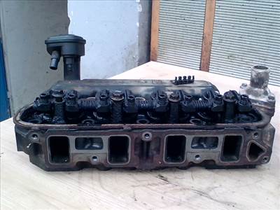 FORD FIESTA 96-99 Hengerfej. benzines