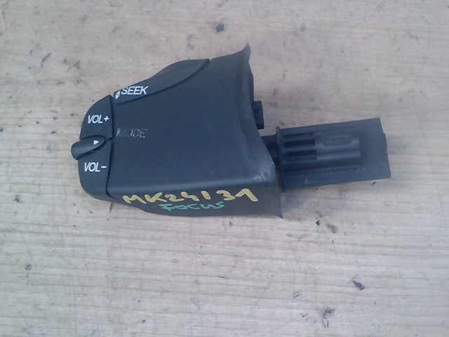 FORD FOCUS 98-04 Rádió kapcsoló 1. kép