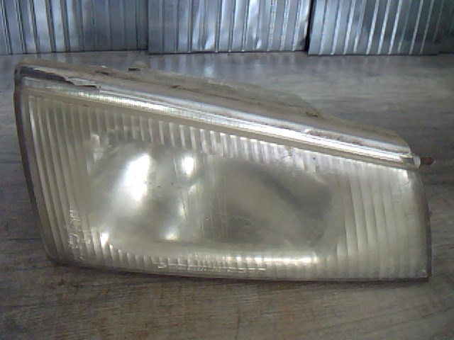 KIA PREGIO Jobb első fényszóró 1. kép