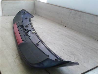 MAZDA 323 F Hátsó szárny