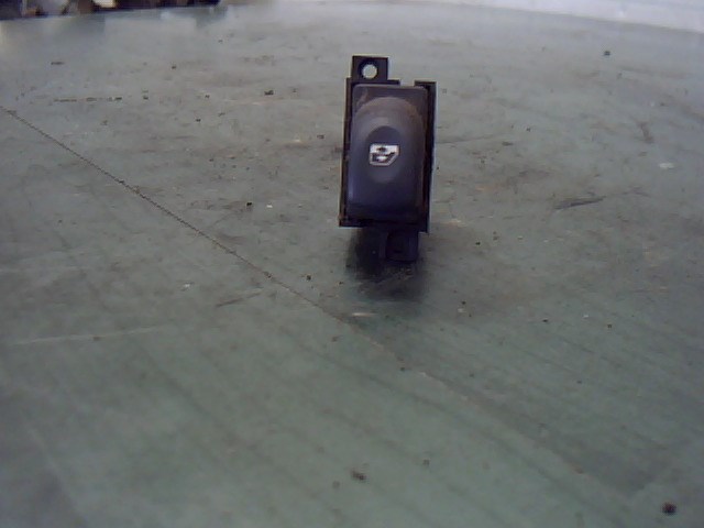 RENAULT ESPACE 96.12-00.09 Bal első ablakemelő kapcsoló 1. kép