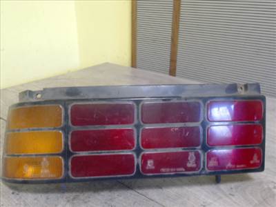 SUZUKI SWIFT 89-96 Bal hátsó lámpa