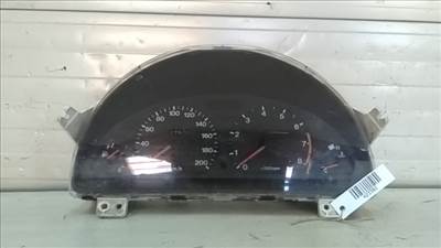 SUZUKI SWIFT 96-05 Kilométeróra