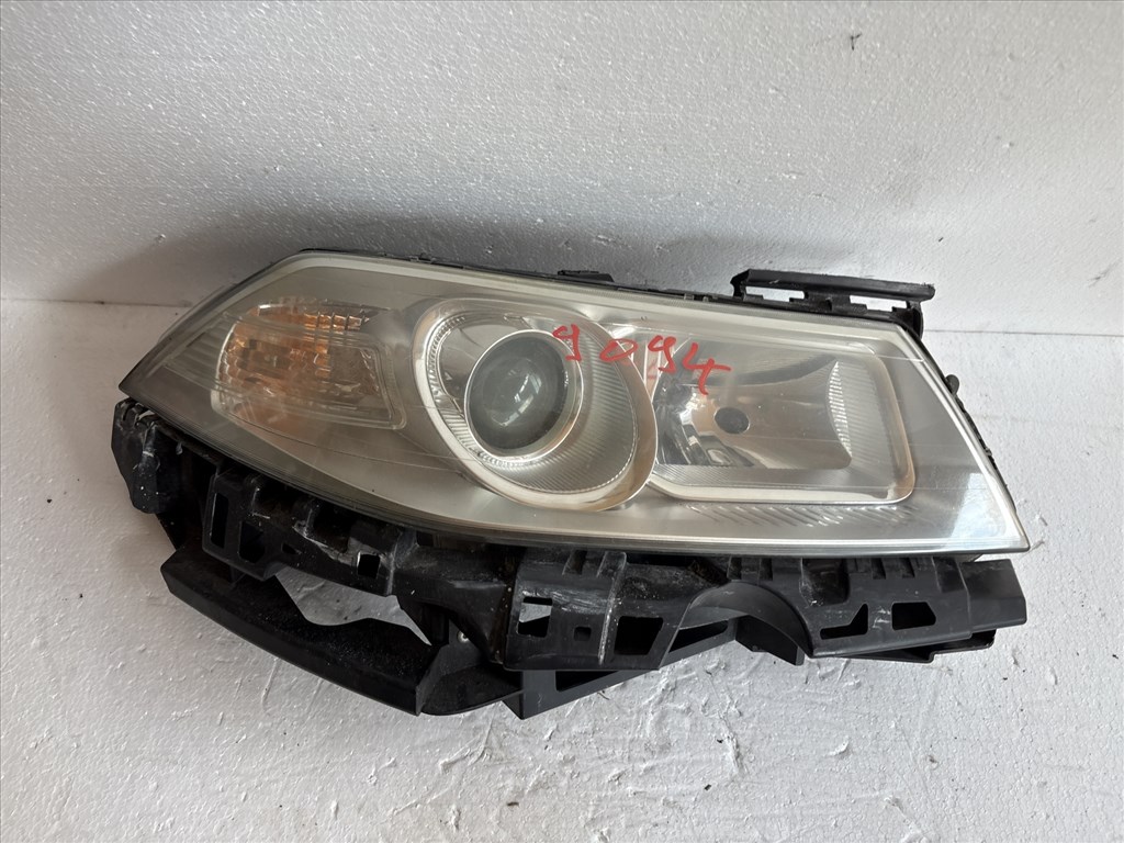 9094 Renault Megane II. 2002-2009 Jobb első Lámpa Fényszóró Projektoros 89312745 1. kép