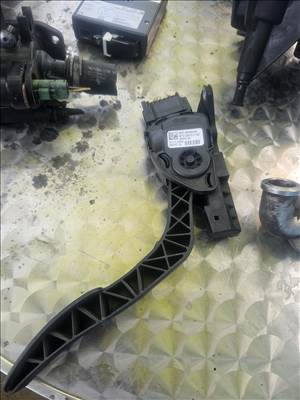 Ford Fiesta Mk6 Elektromos Gázpedál 