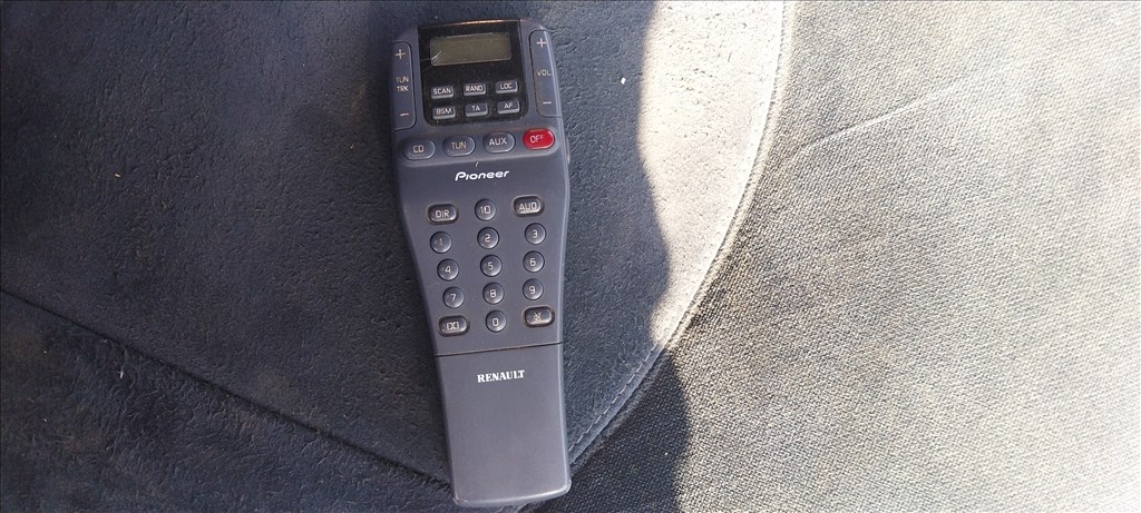 Renault Espace III bontott alkatrészei 10. kép