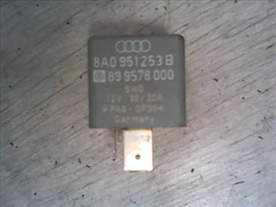 AUDI A6 94-97 RELÉ