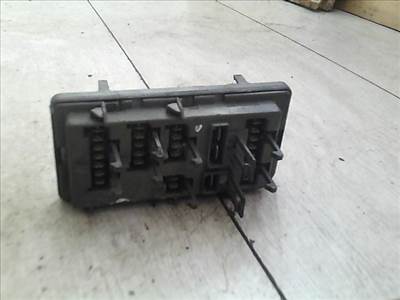 CITROEN SAXO 99- Biztosítéktábla BCM BSI BSM SAM GEM modul 