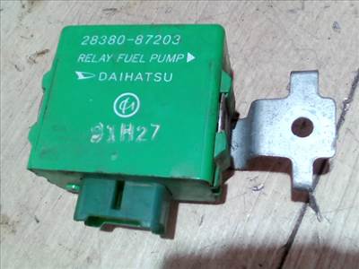 DAIHATSU COURE Üzemanyag szivattyú relé