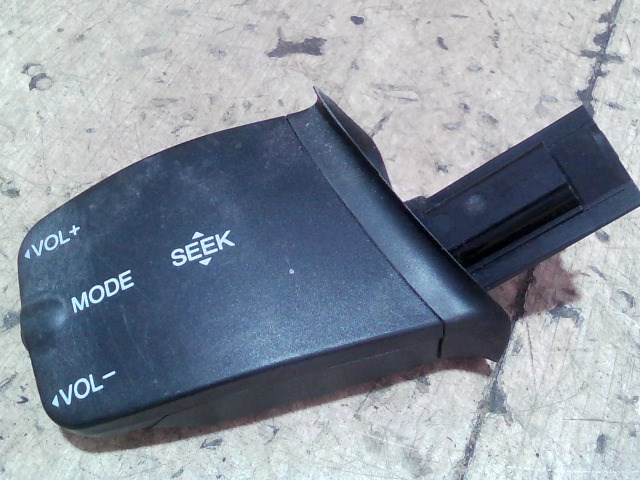 FORD C-MAX 03.06-07.03 Autórádió kezelőegység 1. kép