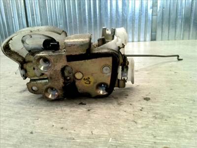 HONDA Logo 1996.10.01-2001.09.01 Bal első ajtó zárszerkezet mechanikus