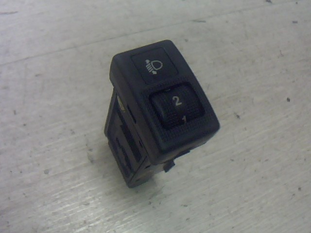 MAZDA 6 02-05 Fényszórómagasság állító kapcsoló 1. kép