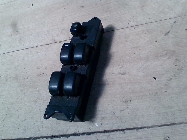 MITSUBISHI GALANT Bal első ablakemelő kapcsoló 1. kép