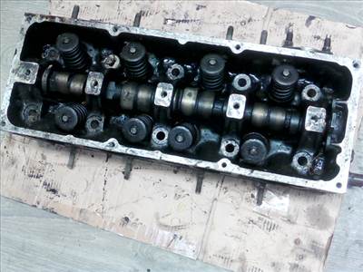 RENAULT CLIO 90-96 Hengerfej. benzines