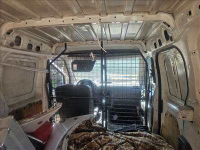 Ford Transit Connect Mk1 térelválasztó 