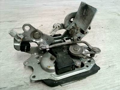 SUZUKI SWIFT 89-96 Jobb hátsó ajtó zárszerkezet mechanikus