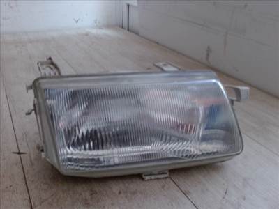 SUZUKI SWIFT 96-05 Jobb első fényszóró