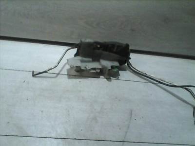 TOYOTA CARINA E 92.04-97.07 Bal első ajtó zárszerkezet központi záras