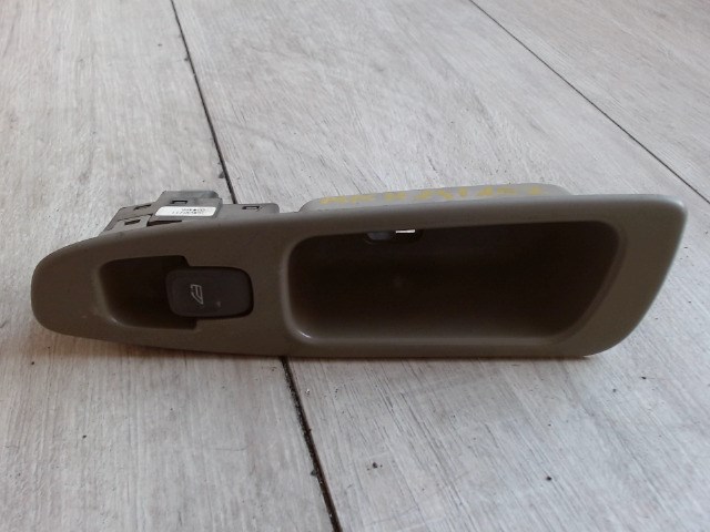 VOLVO V40 Jobb hátsó ablakemelő kapcsoló 1. kép