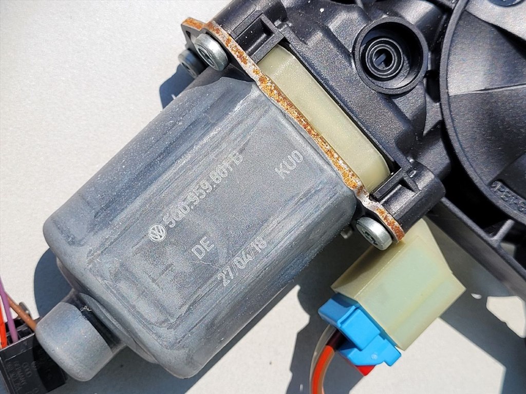 SEAT ATECA Bal első Ajtó (Részeivel) 5Q0959801 5q0959801b 3. kép