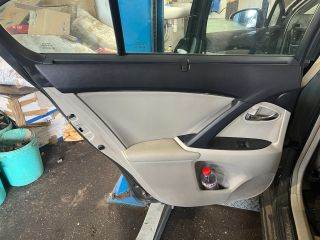 TOYOTA AVENSIS lépcsőshátú (ZRT27, ADT27) Bal hátsó Ablakemelő Szerkezet (Elektromos)