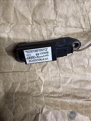 Audi A4 ütközés érzékelő 8d0959643a