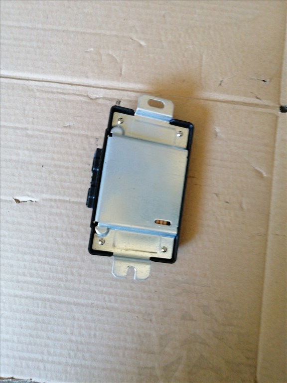 SsangYong Musso Osztómű vezérlő  3851008031 2. kép