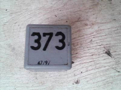 AUDI A8 94.06-02.12 Relé