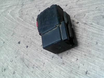 CHRYSLER VOYAGER 01.03-05.01 Relé