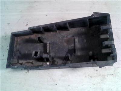 IVECO Daily 2000-2006 35C13 Tároló rekesz első