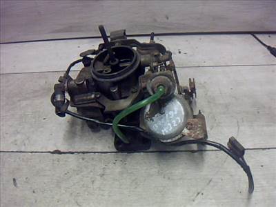 MAZDA 323 -85 Karburátor