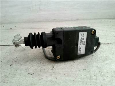 MAZDA DEMIO 98.08-00.05 Csomagtérajtó központi zár motor