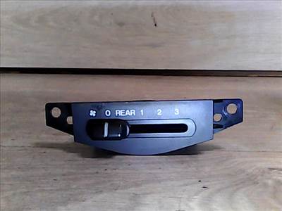 MAZDA MPV 99-05 Egyéb kapcsolók