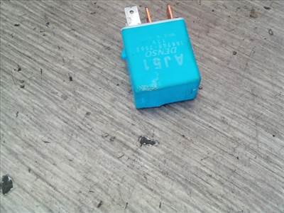 MAZDA MPV 99-05 Relé